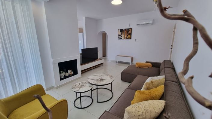 Image No.3-2 Bed Apartment for sale