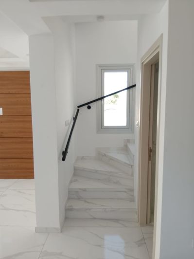 Image No.6-3 Bed Villa for sale
