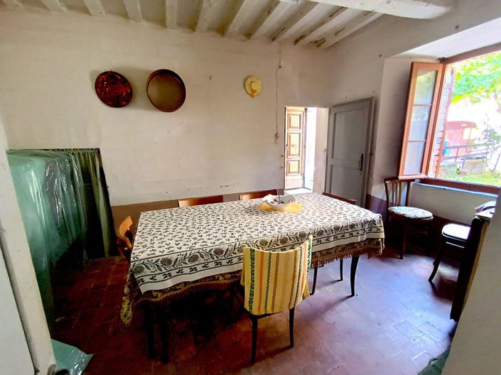 Image No.12-4 Bed House for sale