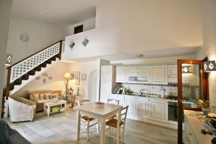 Image No.13-4 Bed House for sale