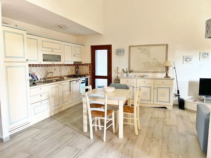 Image No.19-4 Bed House for sale