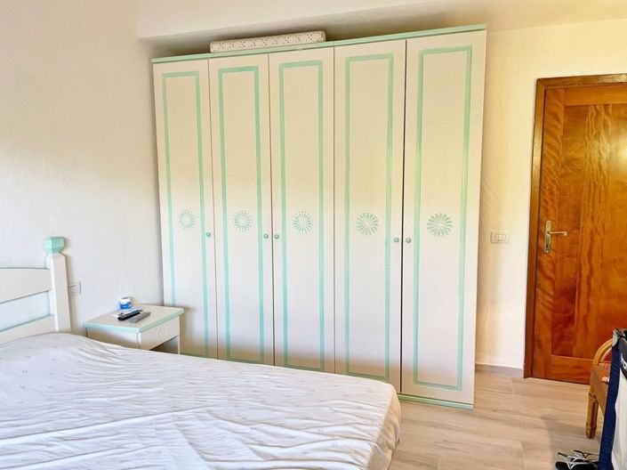 Image No.28-4 Bed House for sale