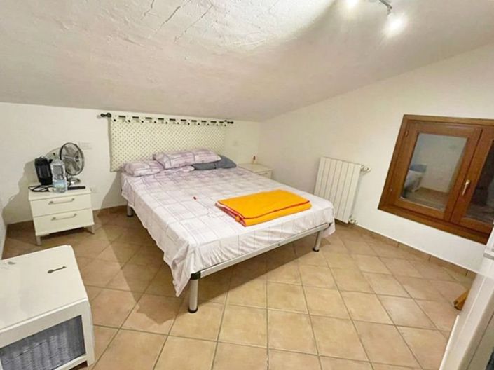 Image No.29-4 Bed House for sale
