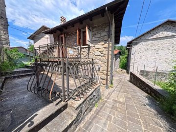 vendita-casa-di-paese-lucca-rif-grf-2056-case
