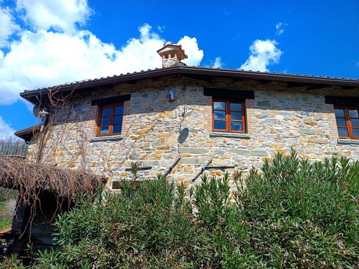 Image No.9-6 Bed Country House for sale