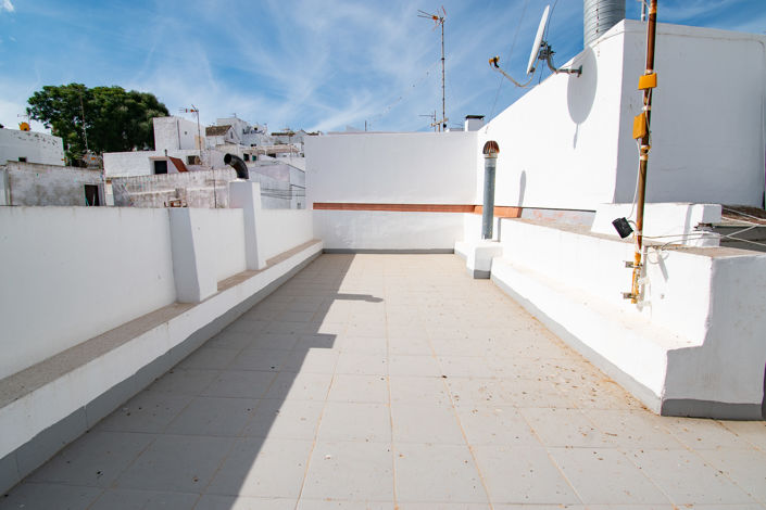 Image No.4-4 Bed Townhouse for sale