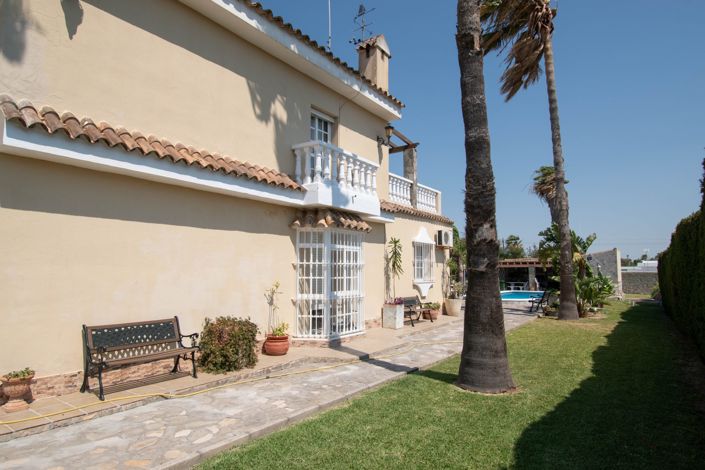 Image No.11-3 Bed Villa for sale