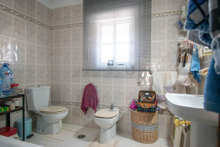 Image No.24-3 Bed Villa for sale
