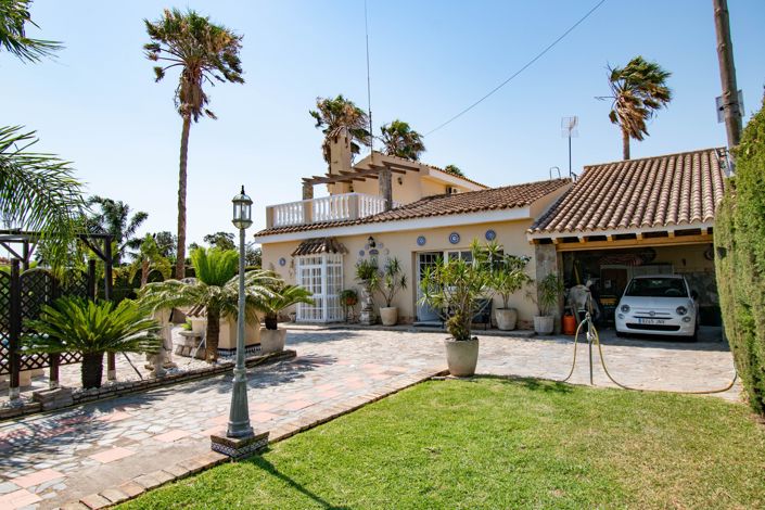 Image No.4-3 Bed Villa for sale