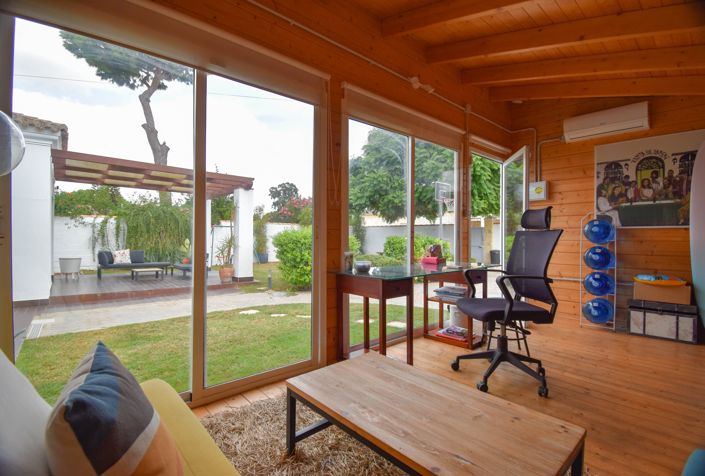Image No.35-3 Bed Villa for sale