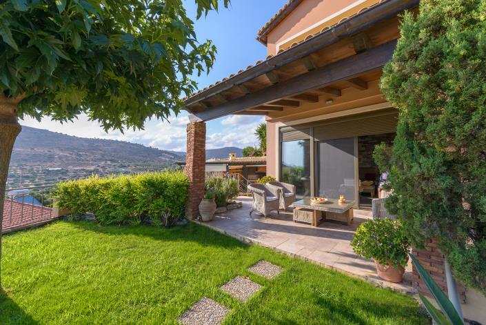 Image No.2-3 Bed Villa for sale