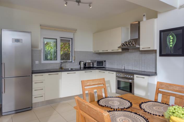 Image No.7-2 Bed Maisonette for sale