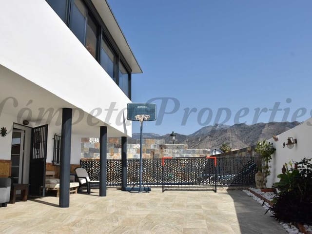 Image No.2-Maison de ville de 3 chambres à vendre à Torrox