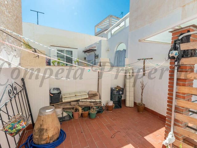 Image No.4-Maison de ville de 3 chambres à vendre à Nerja