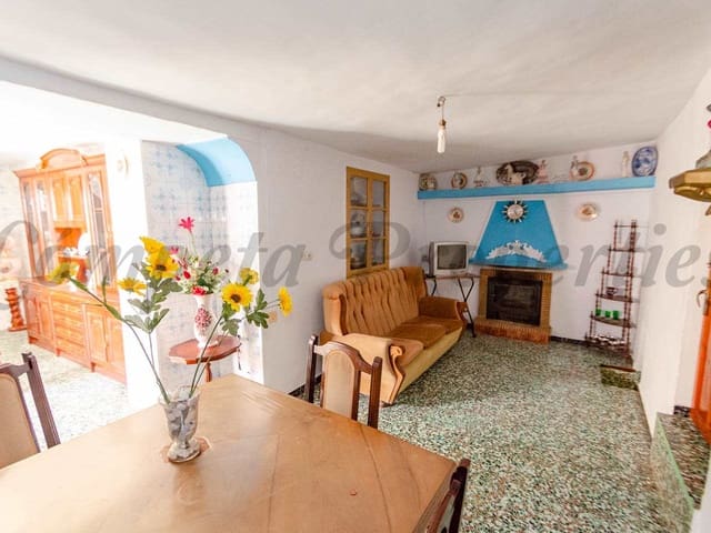 Image No.2-2 Bed Townhouse for sale