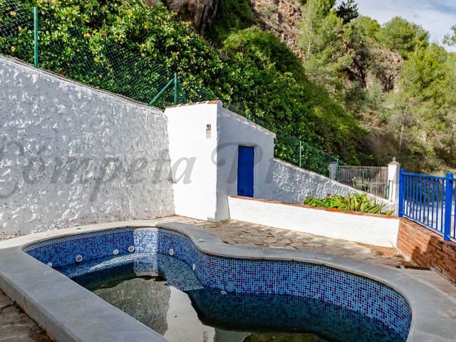 Image No.2-Villa de 2 chambres à vendre à Cómpeta