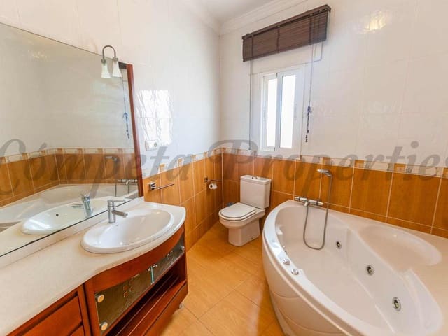 Image No.17-Appartement de 3 chambres à vendre à Sayalonga