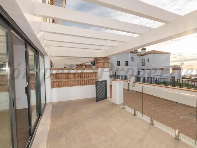 Image No.16-2 Bed Townhouse for sale