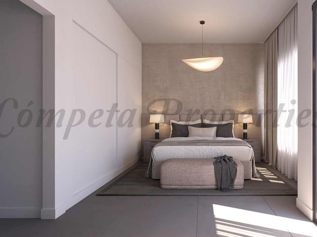 Image No.12-4 Bed Townhouse for sale