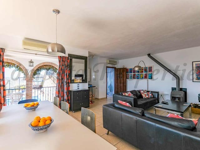 Image No.10-5 Bed Villa for sale