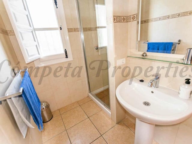 Image No.21-5 Bed Villa for sale