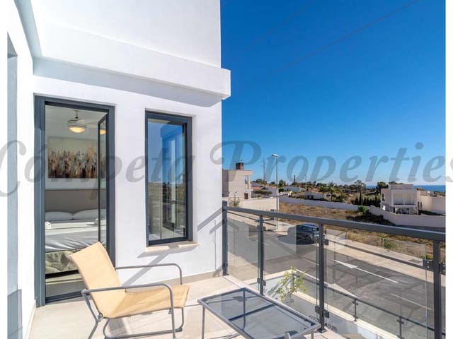Image No.14-3 Bed Townhouse for sale