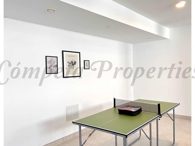 Image No.17-3 Bed Townhouse for sale