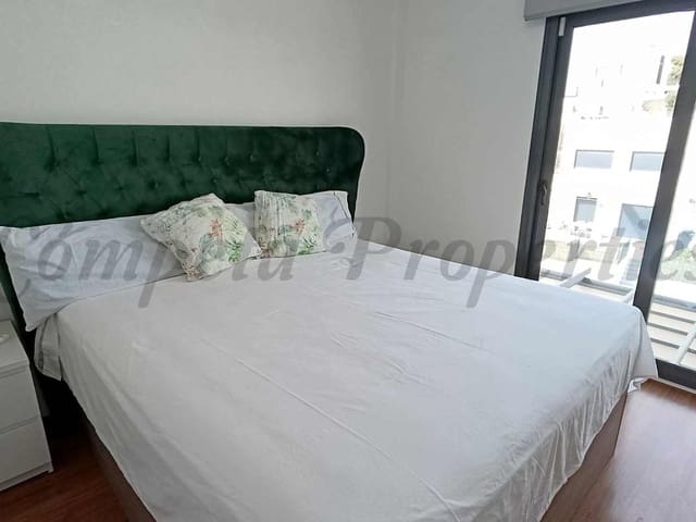 Image No.12-4 Bed Townhouse for sale