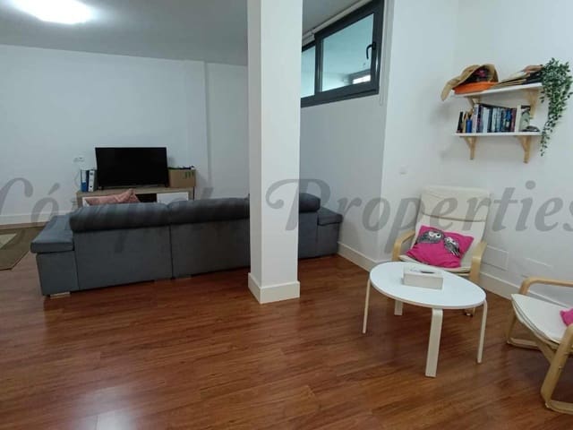 Image No.21-4 Bed Townhouse for sale