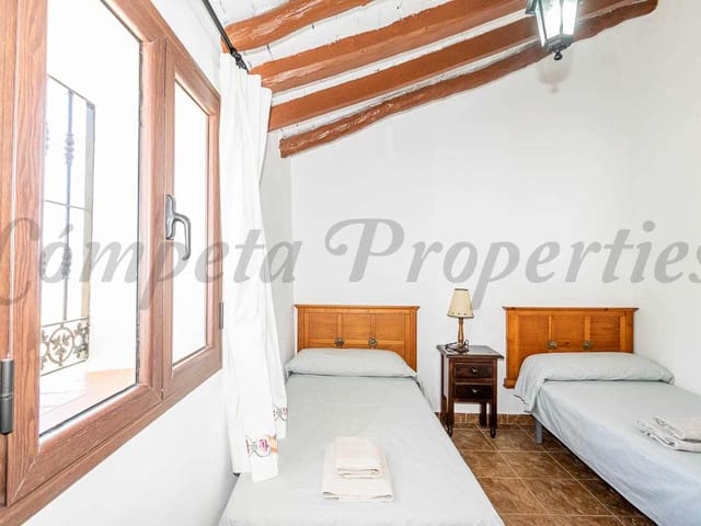 Image No.10-3 Bed Finca for sale