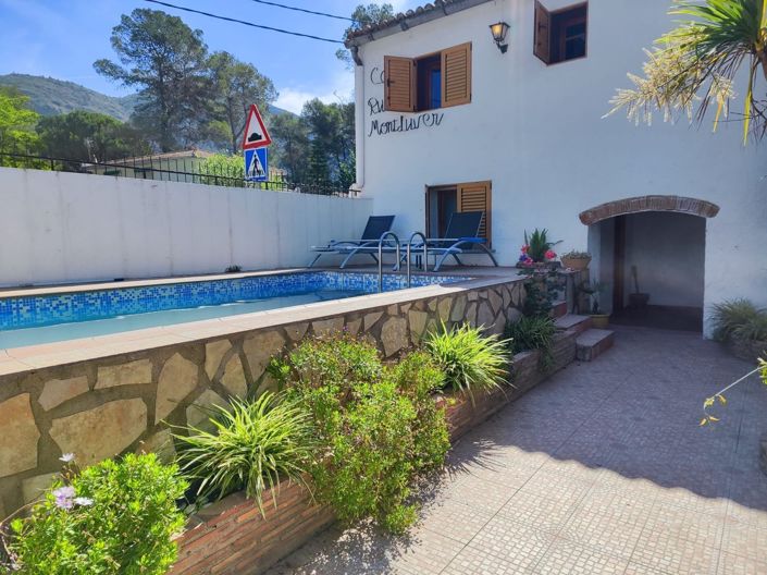 Image No.3-6 Bed Villa for sale