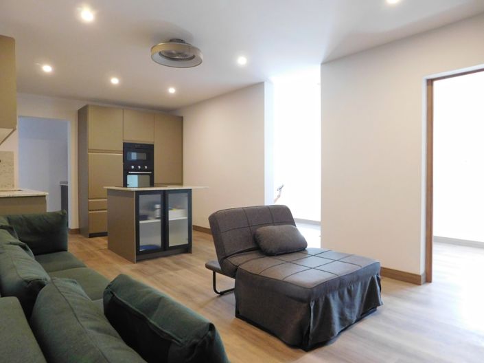 Image No.9-4 Bed Townhouse for sale