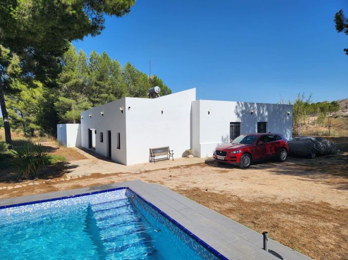 Image No.32-4 Bed Villa for sale