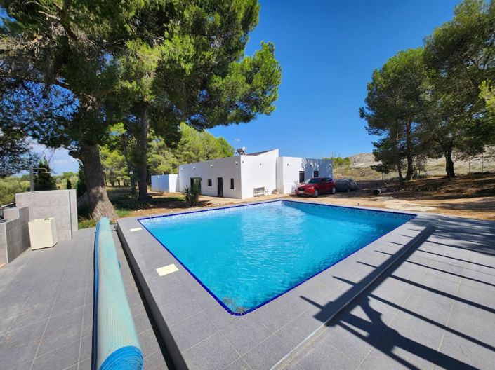 Image No.34-4 Bed Villa for sale