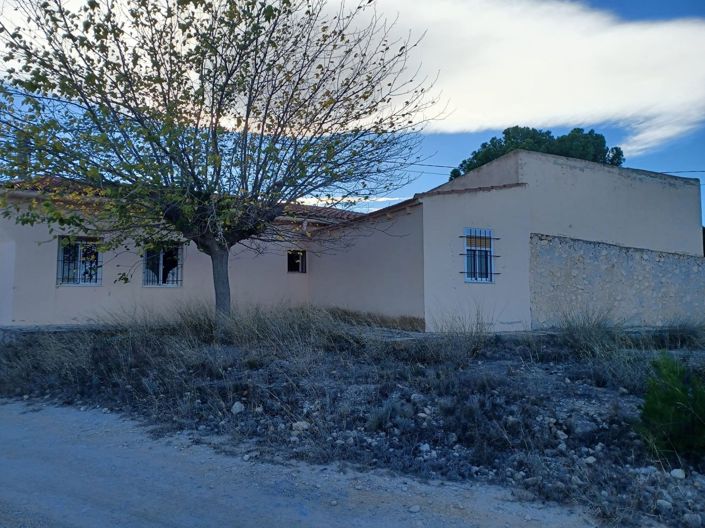 Image No.4-Maison de campagne de 3 chambres à vendre à La Zarza