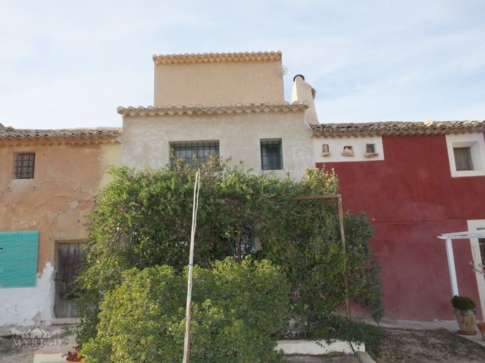 Image No.4-Maison de campagne de 3 chambres à vendre à Pinoso