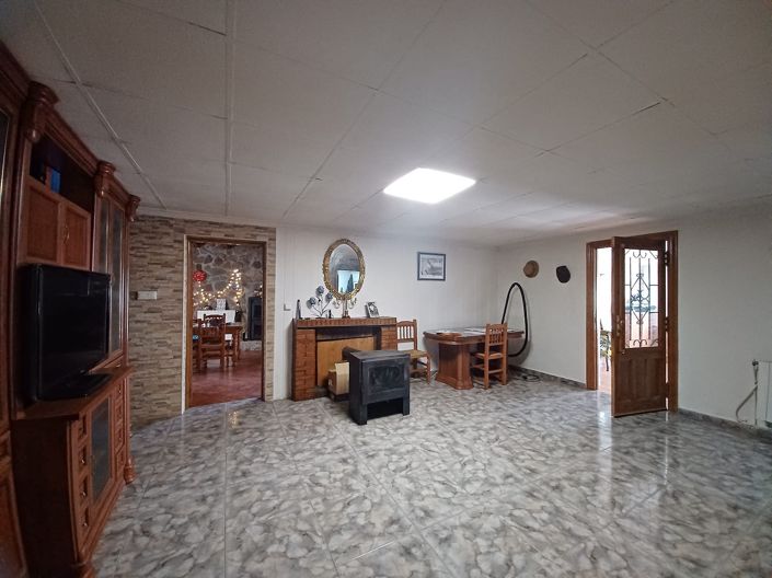 Image No.29-5 Bed Villa for sale