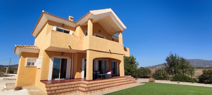 Image No.6-4 Bed Villa for sale