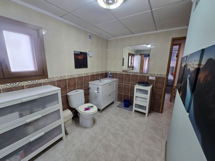 Image No.31-5 Bed Villa for sale