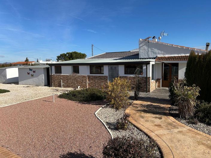 Image No.10-5 Bed Villa for sale