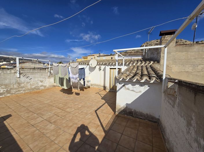 Image No.9-5 Bed Townhouse for sale