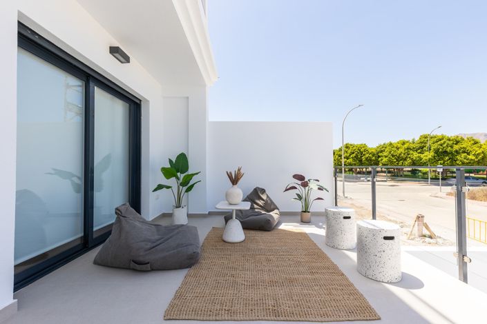 Image No.31-4 Bed Townhouse for sale