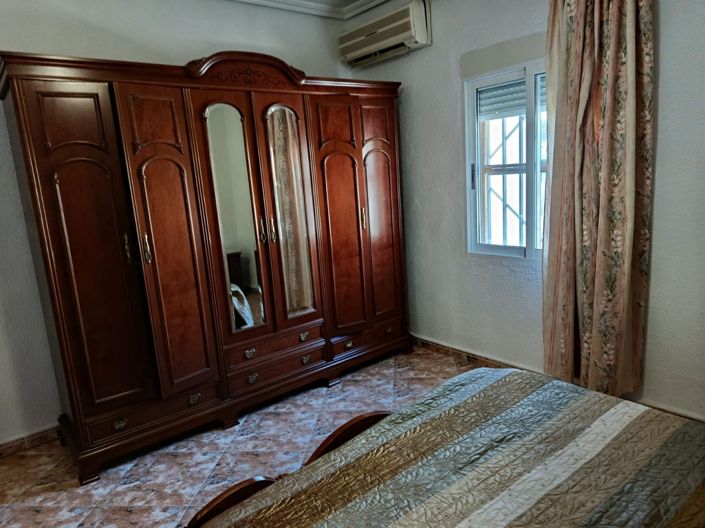 Image No.14-5 Bed Villa for sale