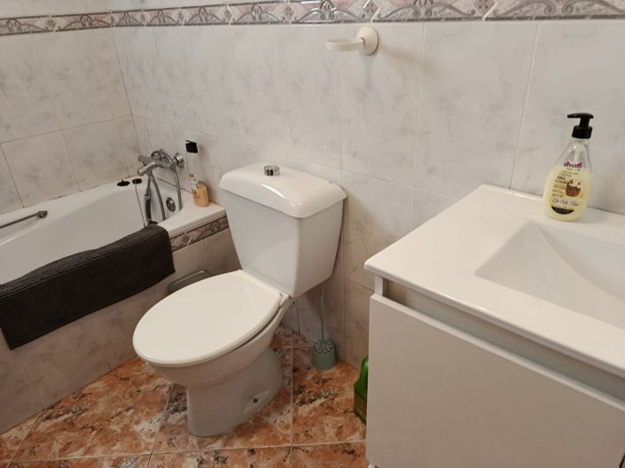 Image No.45-5 Bed Villa for sale