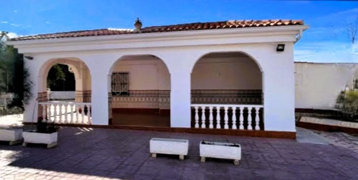Image No.6-5 Bed Villa for sale