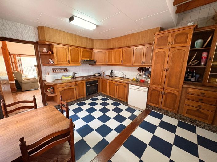 Image No.11-4 Bed Villa for sale
