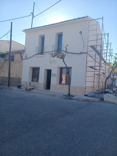 Image No.4-Maison de campagne de 4 chambres à vendre à Pinoso