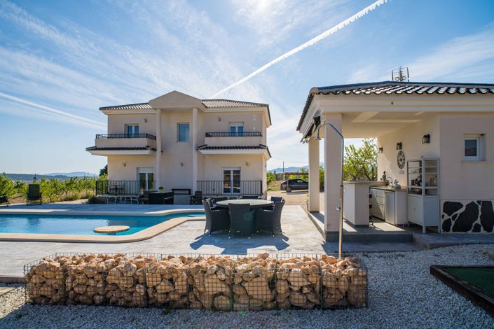 Image No.14-3 Bed Villa for sale