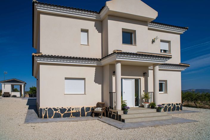 Image No.7-3 Bed Villa for sale