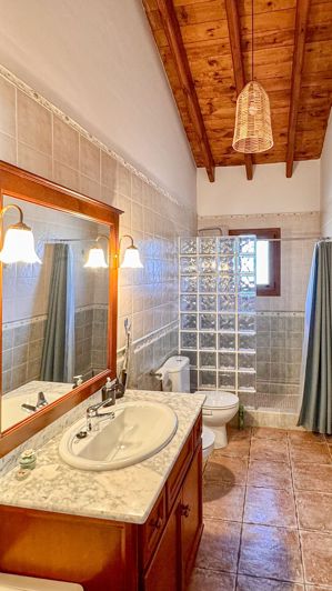Image No.15-3 Bed Villa for sale